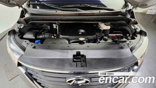 Hyundai The New Grand Starex id 2760378 из Кореи 7