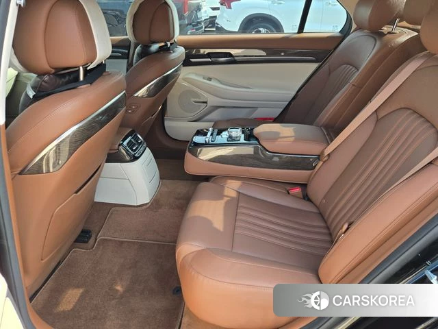 Genesis G90 id 4310069 из Кореи 7