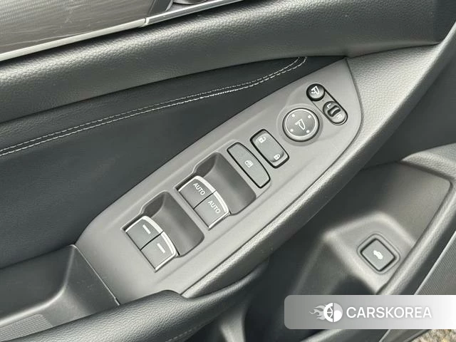 Honda Accord id 4209725 из Китая 7