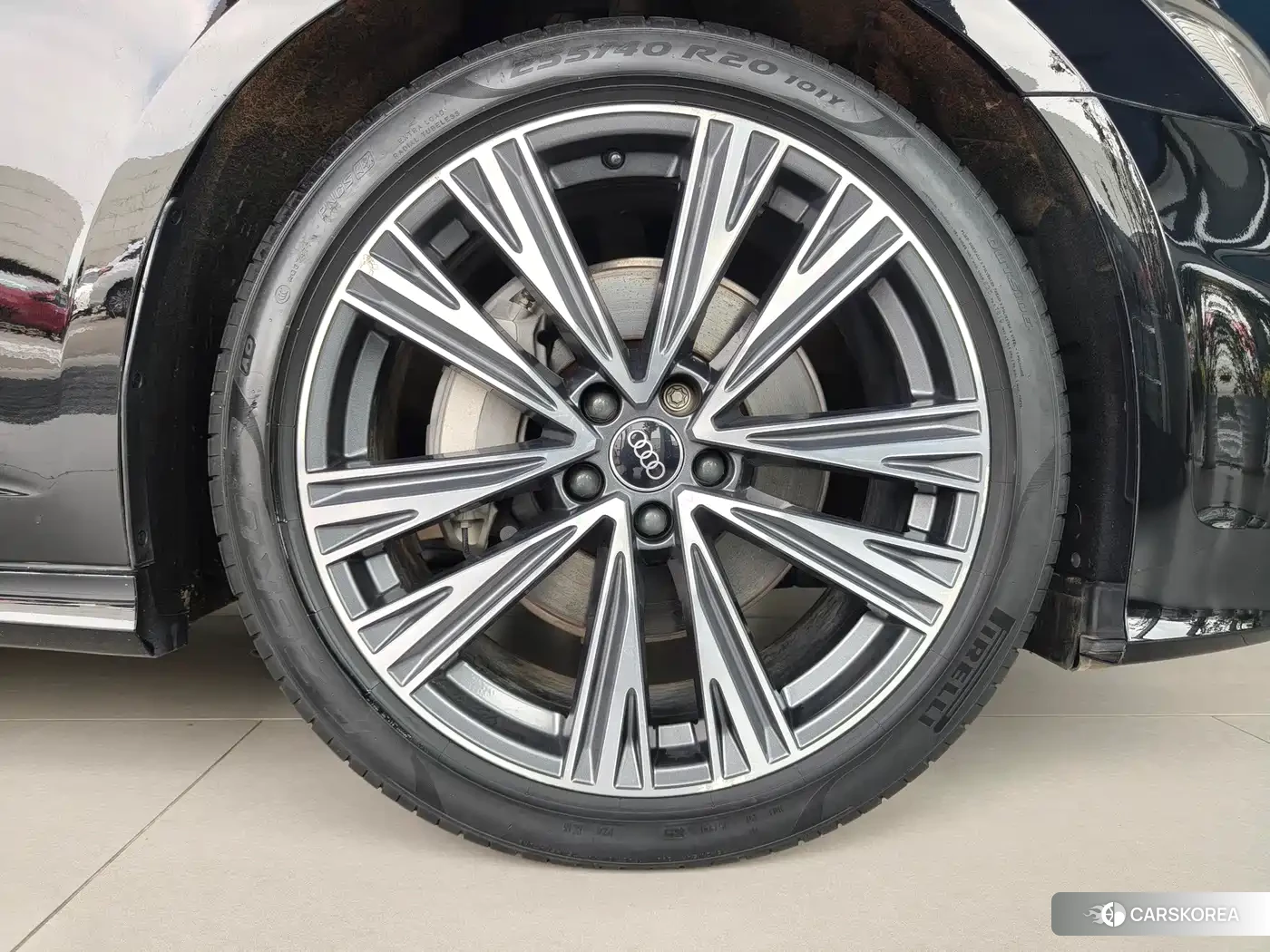 Audi A6L id 4680621 из Китая 7