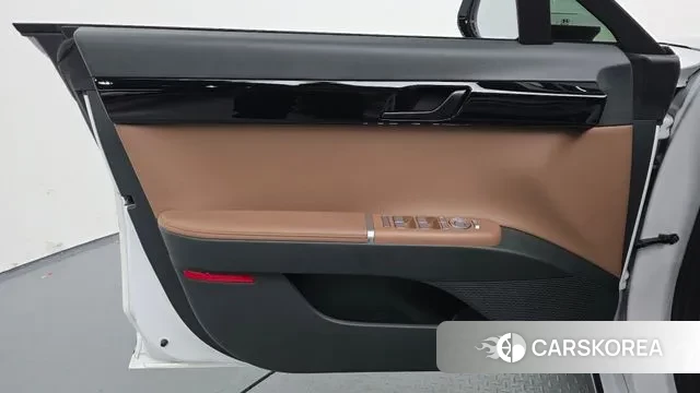 Hyundai Grandeur Hybrid (GN7) id 3426454 из Кореи 7