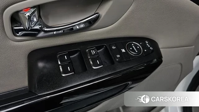 Kia The New Carnival id 3417990 из Кореи 7