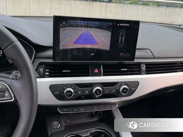 Audi A4L id 4275631 из Китая 7