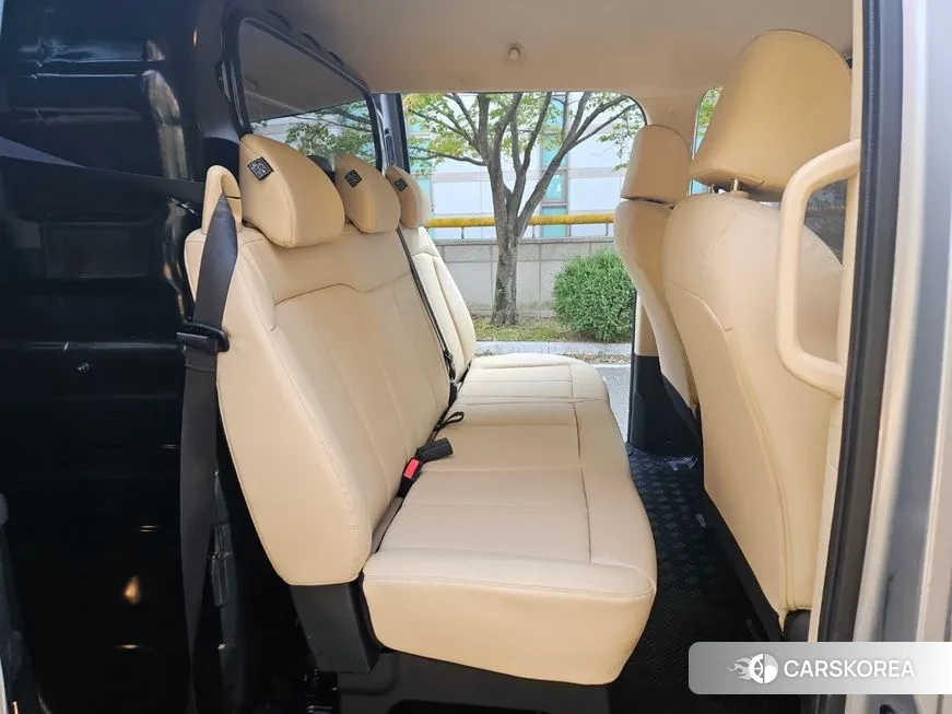 Hyundai Staria id 1621758 из Кореи 7