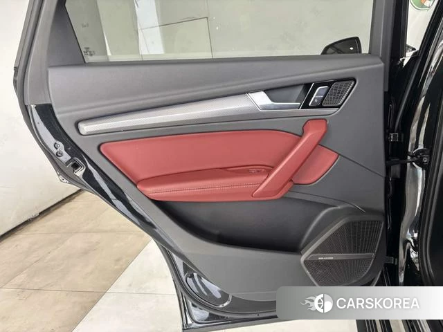 Audi Q5L id 4321297 из Китая 7