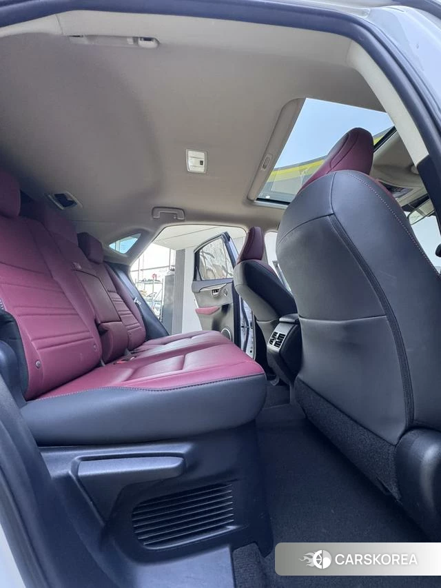 Lexus NX id 4374662 из Китая 7