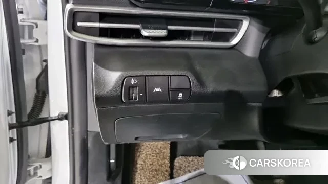 Hyundai Avante (CN7) id 3196715 из Кореи 7