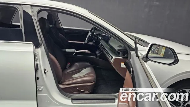 Hyundai Grandeur Hybrid (GN7) id 2935148 из Кореи 7