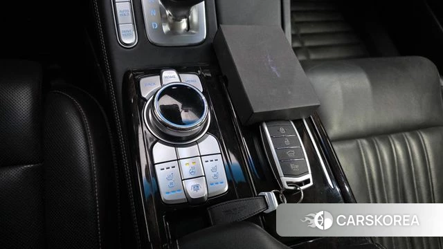 Genesis G90 id 4250985 из Кореи 7