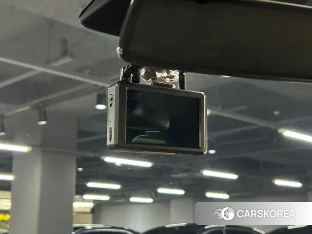 Tesla Model X id 2980878 из Кореи 7