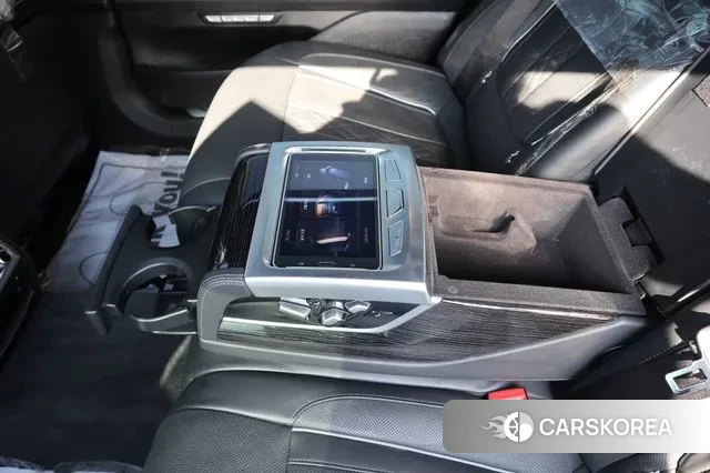 BMW 7 Series (G11) id 3789763 из Кореи 7