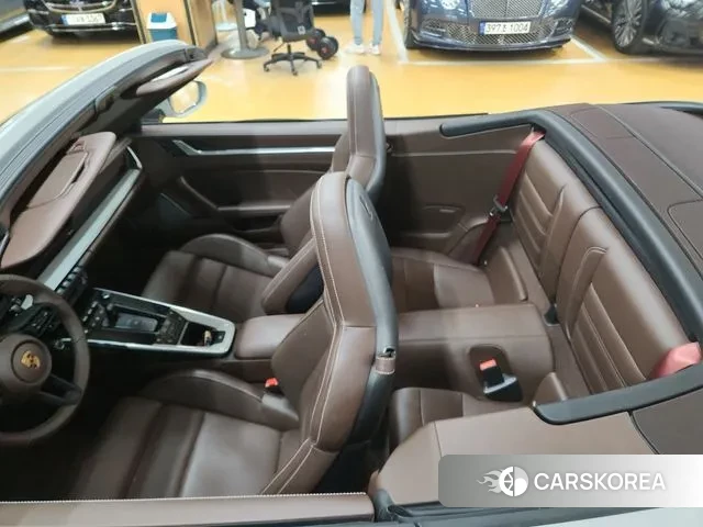 Porsche 911(992) id 3263259 из Кореи 7