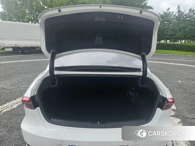 Hyundai The New Grandeur IG Hybrid id 3032698 из Кореи 7