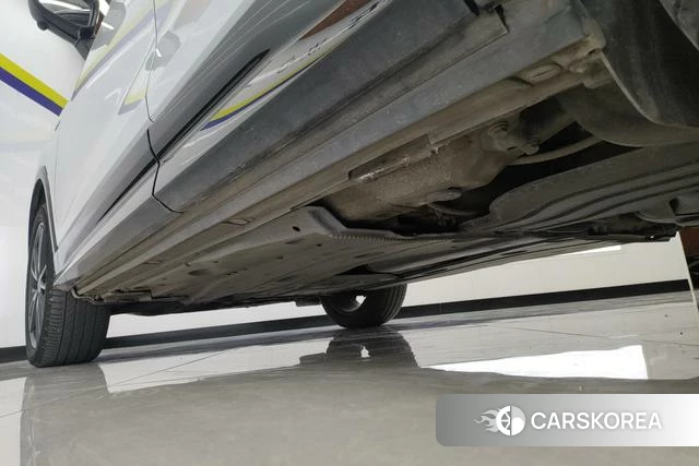 Audi Q2L id 4213878 из Китая 7