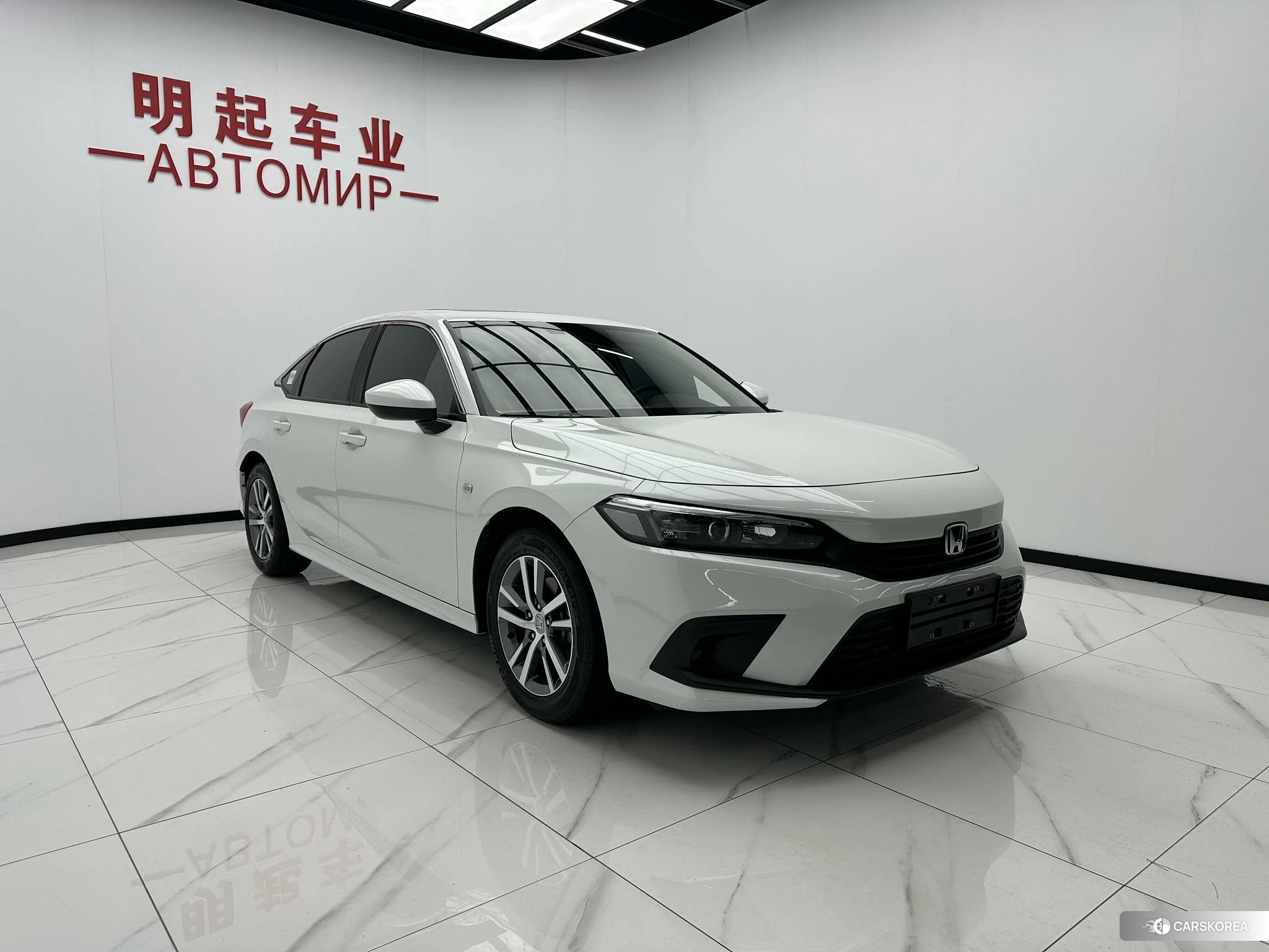 Honda Civic id 4452100 из Китая 7
