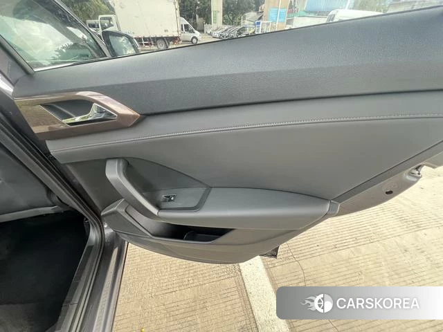 Volkswagen Tuyue id 4321365 из Китая 7