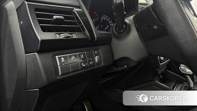 Ssangyong Rexton Sports Cannes id 3843954 из Кореи 7