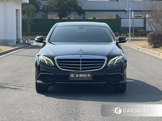 Mercedes-Benz E-class id 4210859 из Китая 7