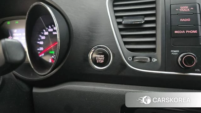Kia All New Carnival id 4471811 из Кореи 7