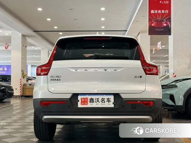 Volvo XC40 id 4210024 из Китая 7