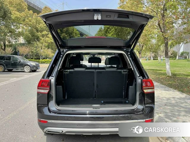 Volkswagen Tourang id 4209950 из Китая 7