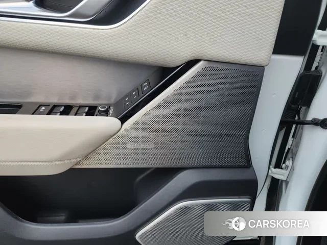 Land Rover Range Rover Velar id 3656482 из Кореи 7