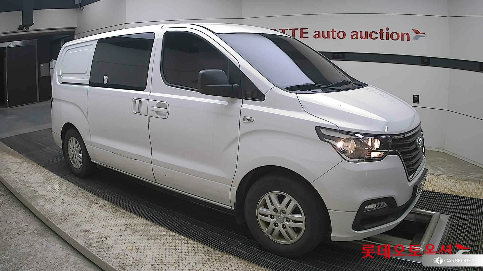Hyundai Grand Starex id 4296842 из Кореи 7
