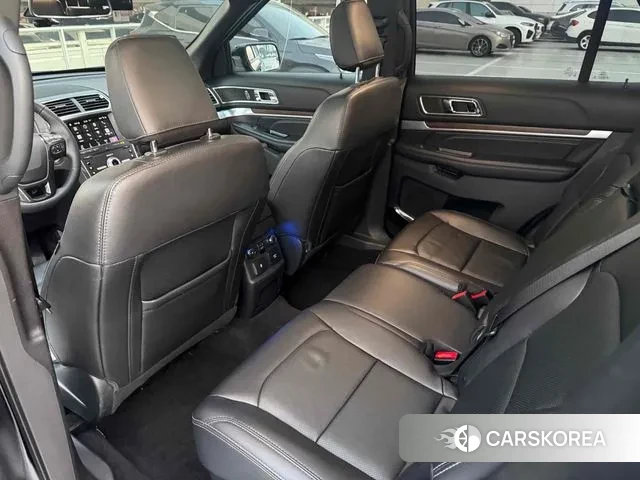 Ford Explorer id 3407936 из Кореи 7