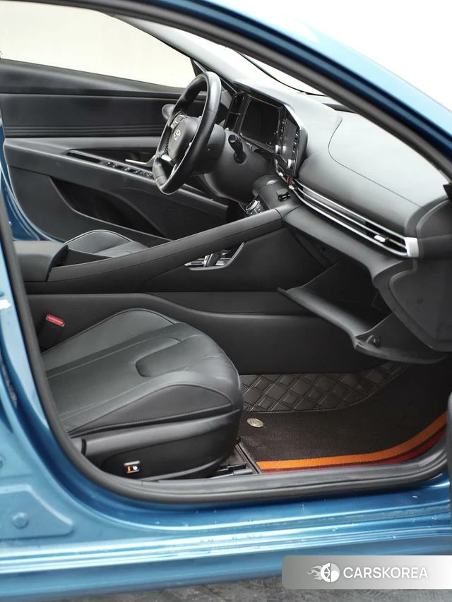 Hyundai Elantra id 4274611 из Китая 7