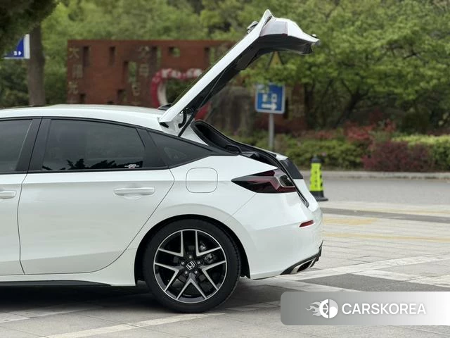 Honda Civic id 4348785 из Китая 7