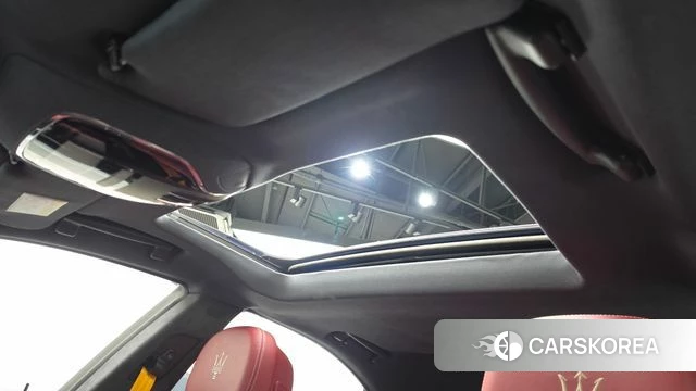 Maserati Ghibli id 4775172 из Кореи 7