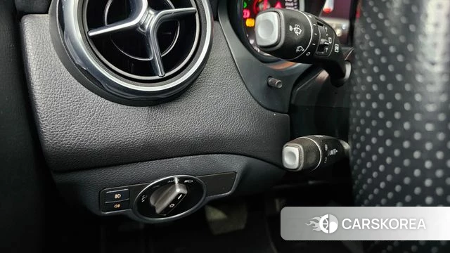 Mercedes-Benz GLA-Class X156 id 3894019 из Кореи 7