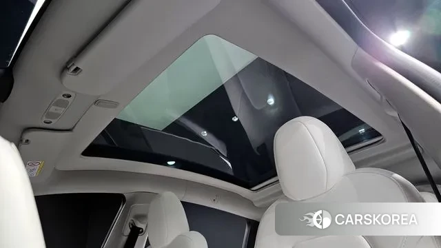 Tesla Model Y id 3726089 из Кореи 7