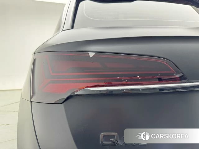 Audi Q5L id 4300066 из Китая 7