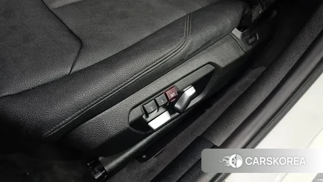 BMW 3 Series (F30) id 3009479 из Кореи 7