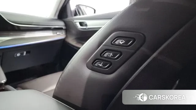 Hyundai The New Grandeur IG id 3551742 из Кореи 7