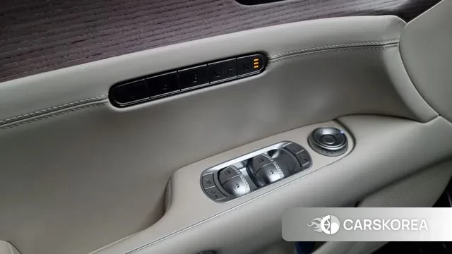 Genesis G90 (RS4) id 3554934 из Кореи 7