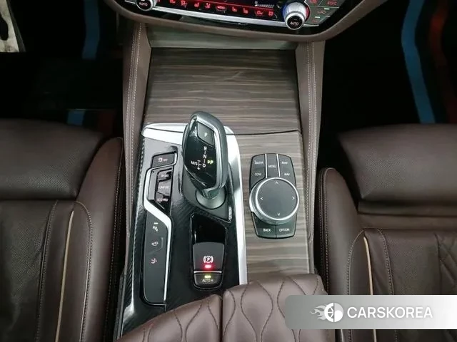 BMW 6 Series GT (G32) id 3587813 из Кореи 7