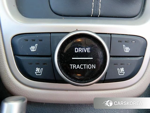 Hyundai Venue id 4494405 из Кореи 7