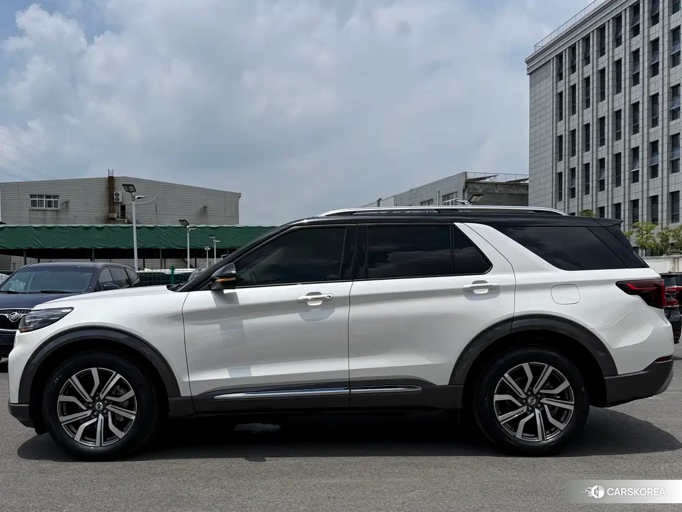 Ford Explorer id 4547492 из Китая 7