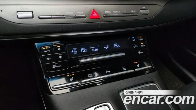 Hyundai The New Grandeur IG id 2751018 из Кореи 7