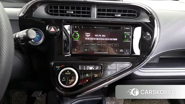 Toyota Prius C id 3188513 из Кореи 7