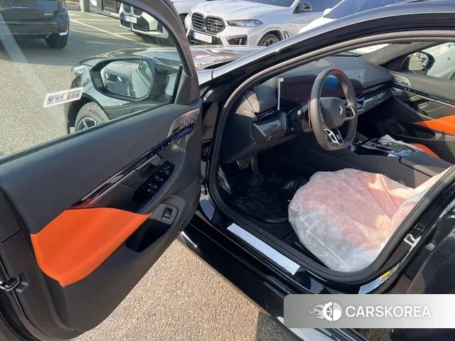 BMW M5 (G90) id 3733178 из Кореи 7