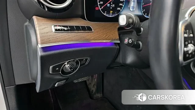 Mercedes-Benz E-Class W213 id 3449434 из Кореи 7