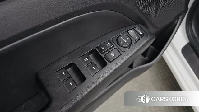 Hyundai Avante AD id 3557892 из Кореи 7