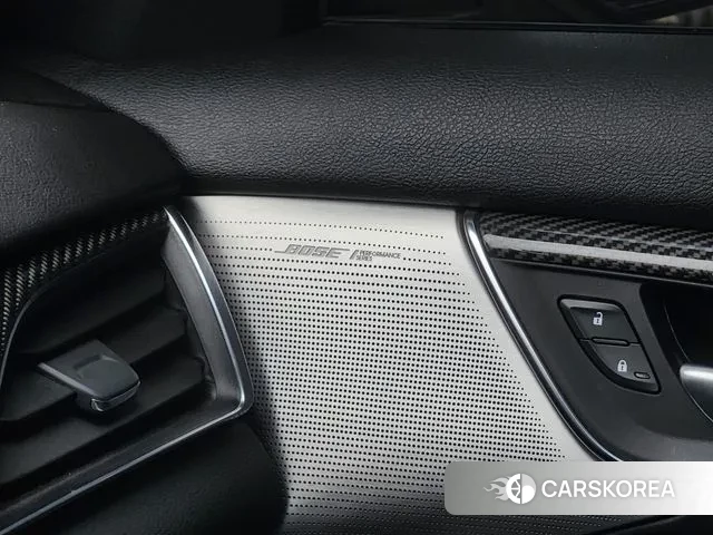 Cadillac CT5 id 3422388 из Кореи 7