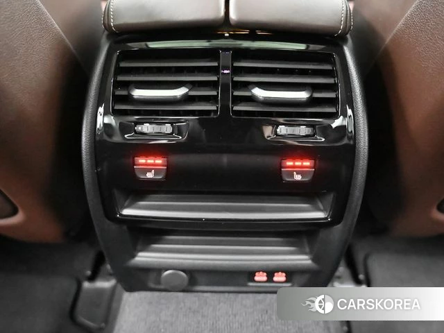 BMW 5 Series (G30) id 3877547 из Кореи 7