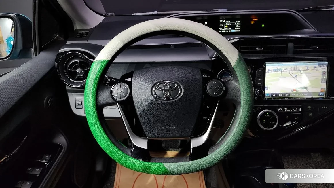Toyota Prius C id 2142195 из Кореи 7