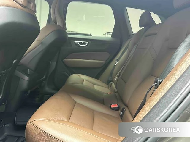 Volvo XC60 id 4208683 из Китая 7
