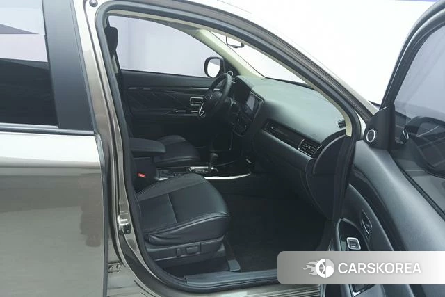 Mitsubishi  Outlander id 4213283 из Китая 7